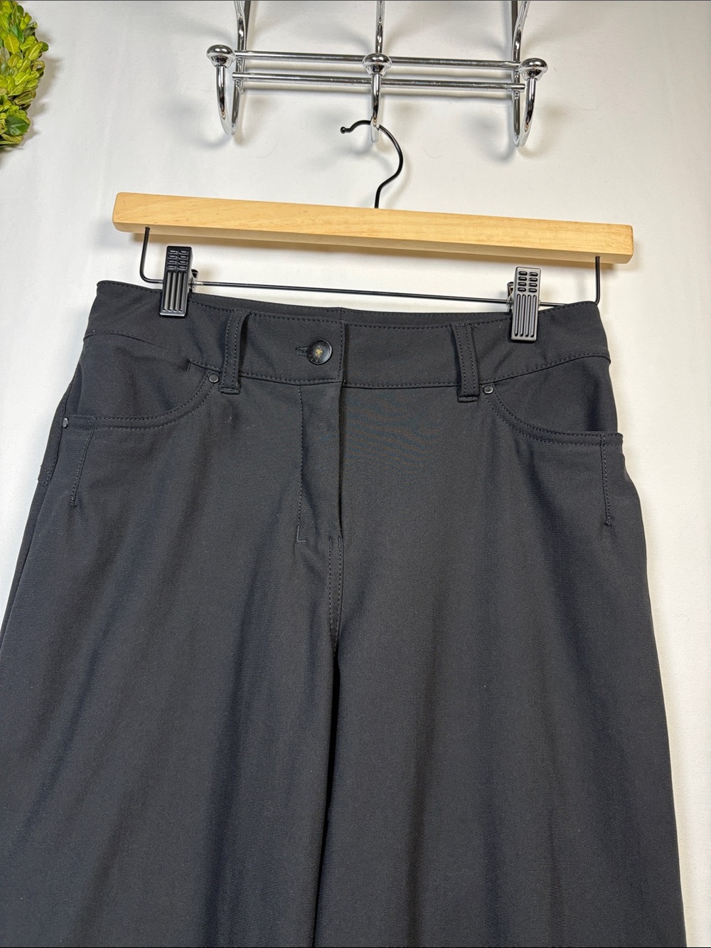 LULULEMON City Sleek 5 Pocket Wide-Leg High Rise 7/8 Length Pant size 25 - Picture 5 of 9